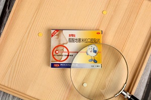 口腔溃疡老是反复发作是什么导致的？快来了解一下吧